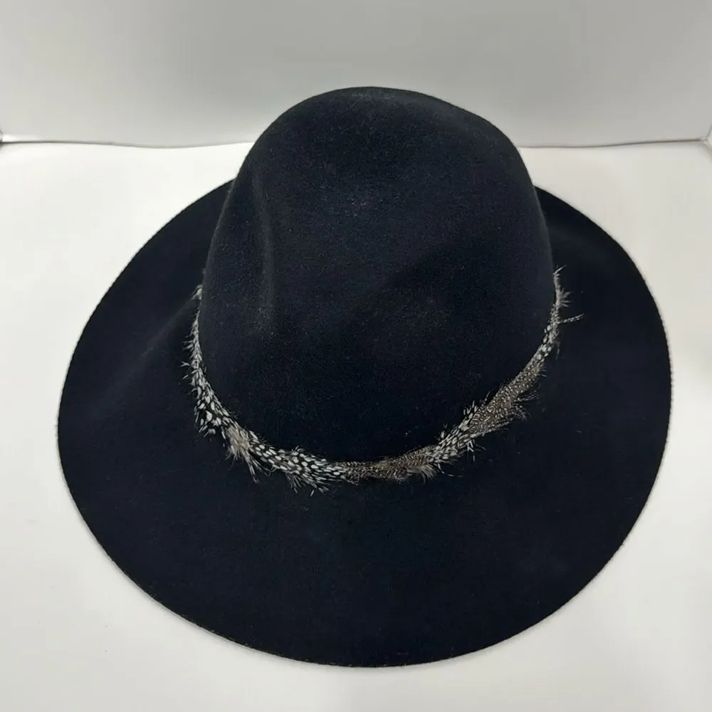 August Vintage Womens Black Wool Bucket Nomadic Feathers Band Boho Hat